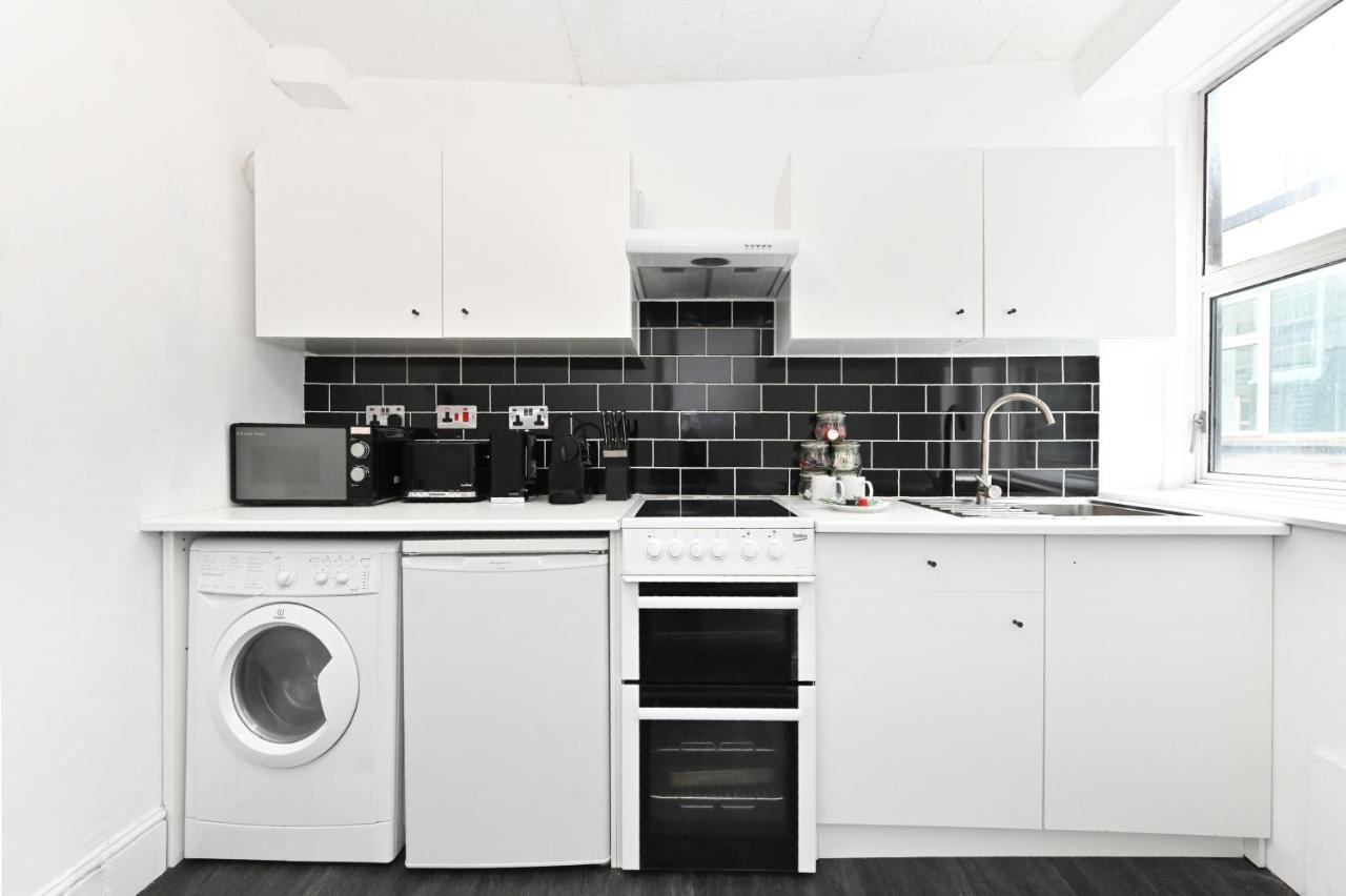 Covent Garden & Soho, Cosy & Cool, Spacious Apartment Londen Buitenkant foto