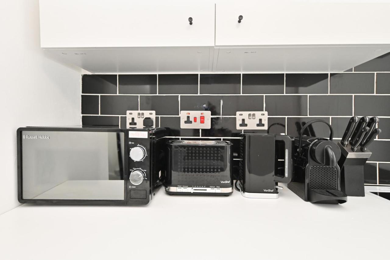 Covent Garden & Soho, Cosy & Cool, Spacious Apartment Londen Buitenkant foto