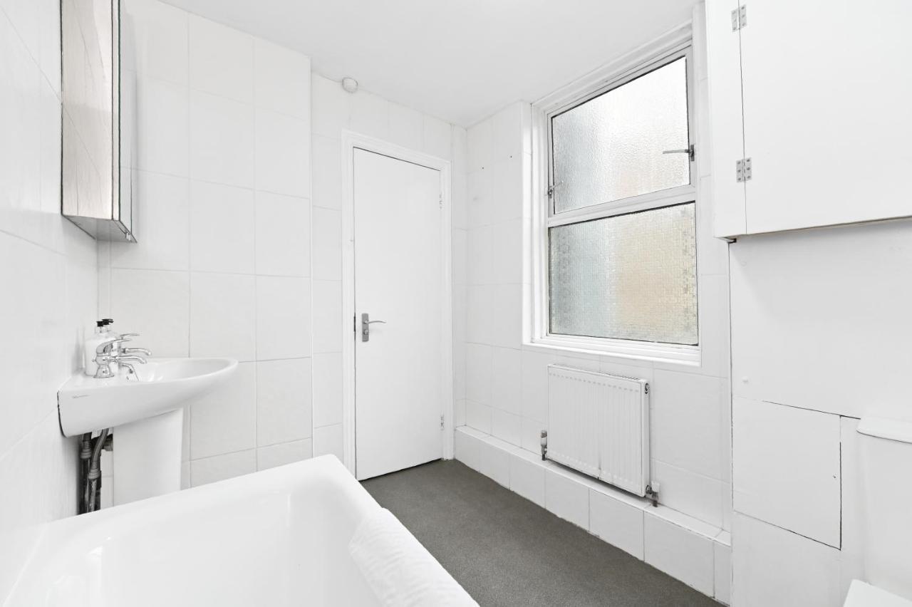 Covent Garden & Soho, Cosy & Cool, Spacious Apartment Londen Buitenkant foto